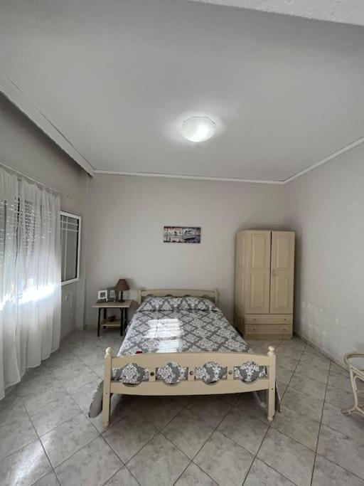 Studio Apartment In Nea Karvali Esterno foto